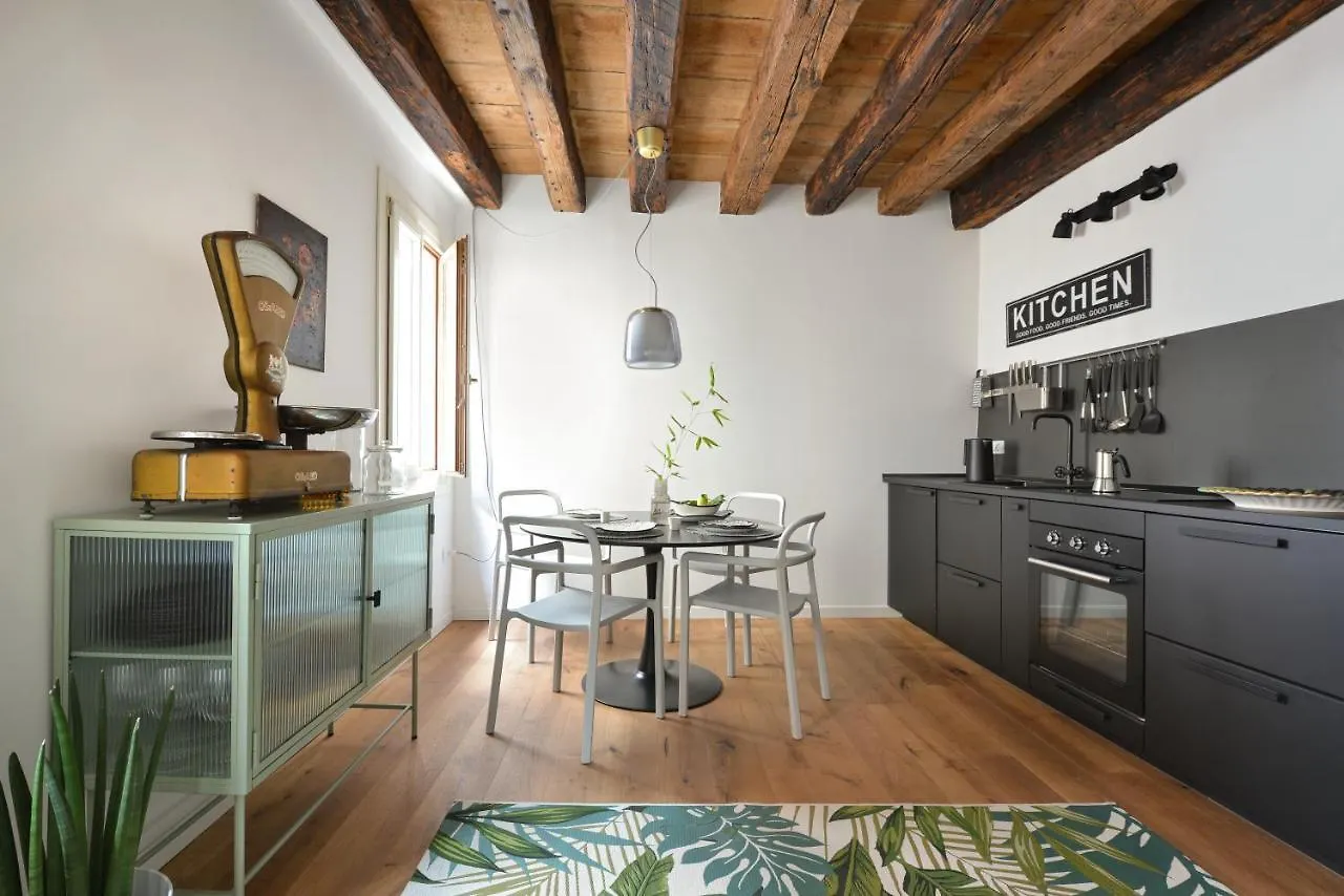 Venice Parsley Apartament